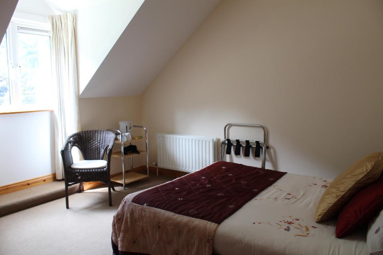 Brockagh Riversdale House Room Only Accommodation, A98Kd85 מראה חיצוני תמונה