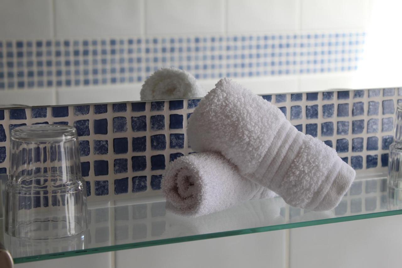 Brockagh Riversdale House Room Only Accommodation, A98Kd85 מראה חיצוני תמונה